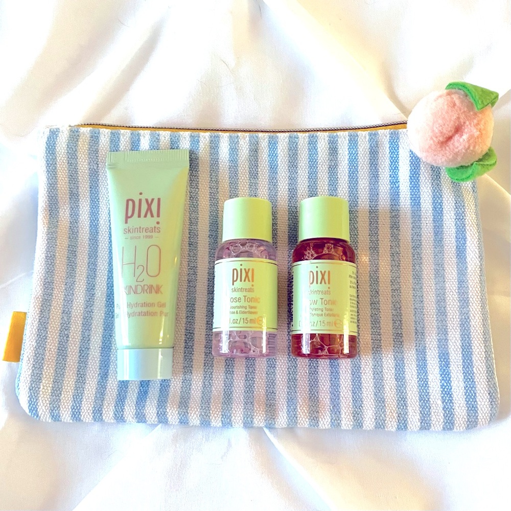 Pixi Skin Care Trio + Peach Makeup Bag, Brand New and Gorgeous!